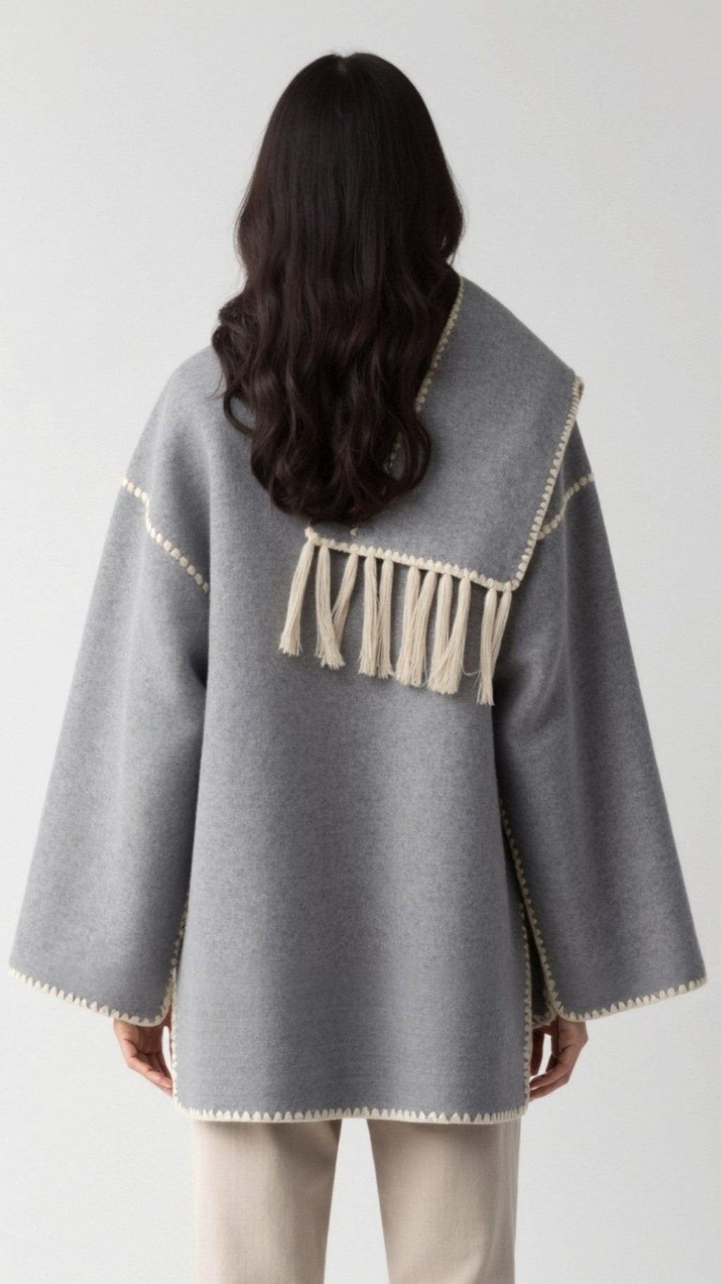 Catherine | Schaljacke im Wickeldesign mit Modischen Kontrastbesätzen 4