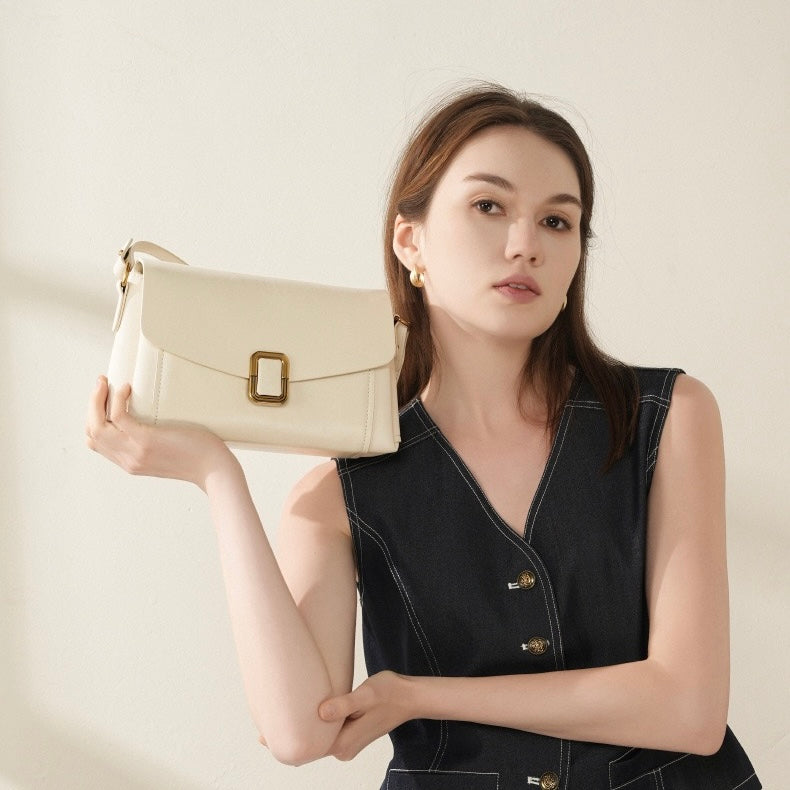 Elegante Handtasche Damen aus Hochwertigem Leder in Schwarz für Frühling und Sommer 4